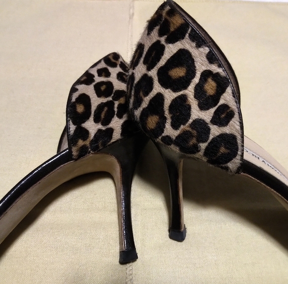 Authentic Manolo Blahnik Heels - Picture 4 of 4